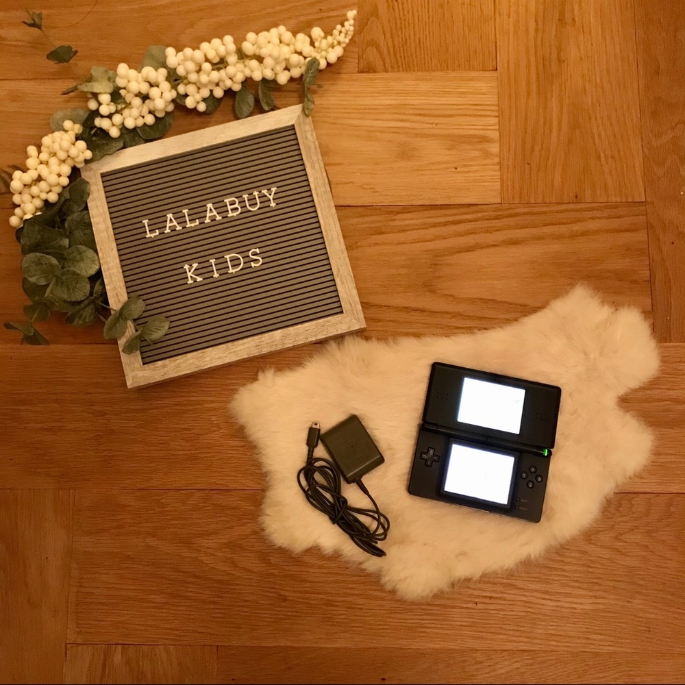 Nintendo DS Lite Bundle
